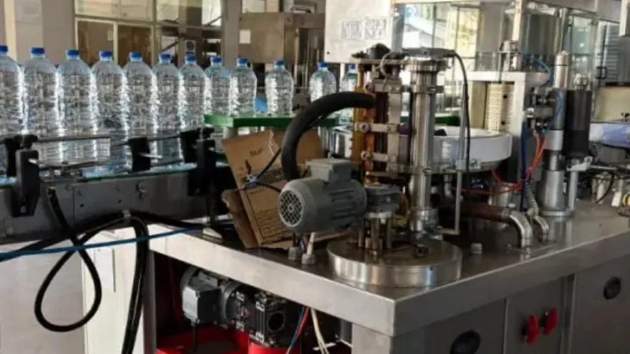 Distribution center for all types of packaged drinking water throughout Kermanshah
